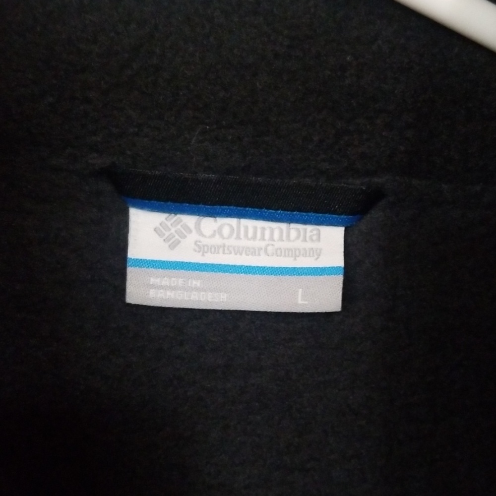 Vest - Picture 2 of 3